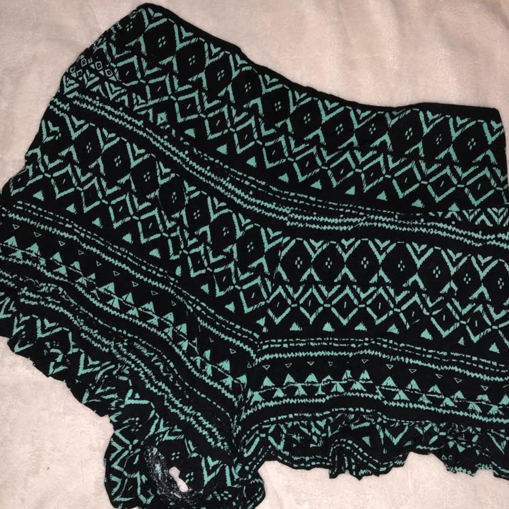 Forever 21 Black and Teal Patterned Shorts